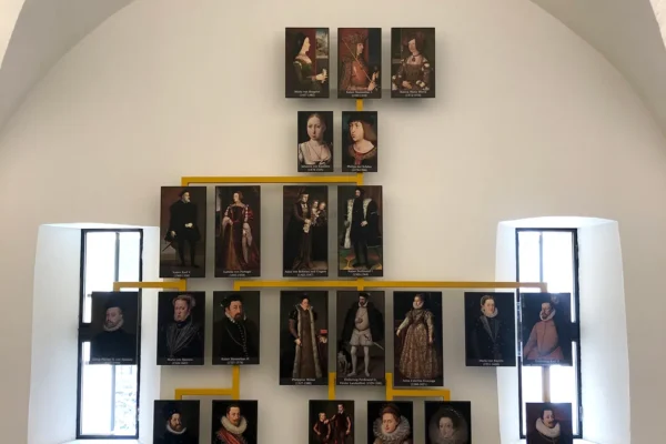 Darstellung des Habsburger-Stammbaums in Schloss Ambras