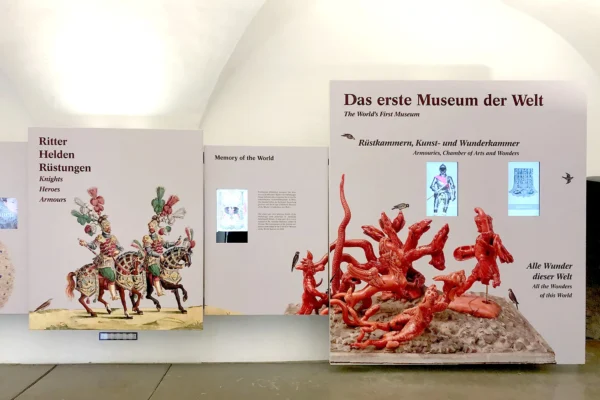 Foyer-Schloss-Ambras-Museum-Ritter