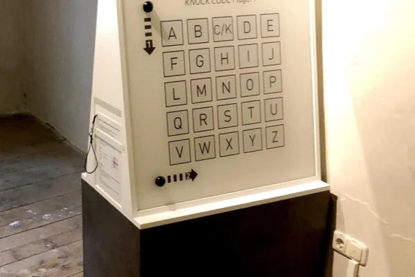 interaktives Element "Klopfstation"