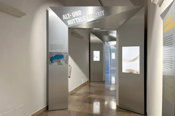 Stadtmuseum St. Pölten, Von Steinen und Beinen, Zeitportale