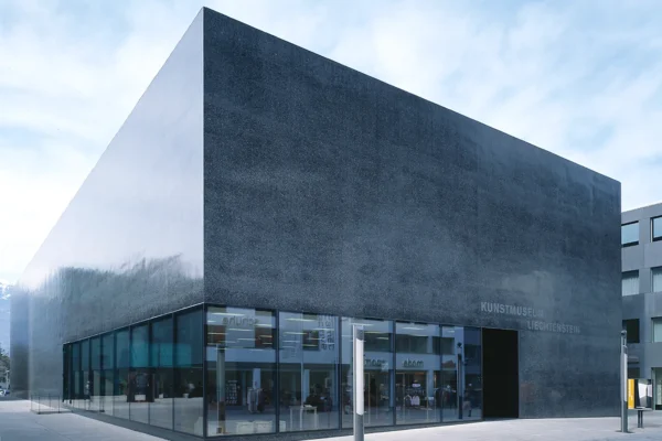 Kunstmuseum-Liechtenstein-Außenansicht