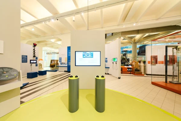 TMW Wissenschaft im Wandel, Quizsstation mit zwei Buzzern
